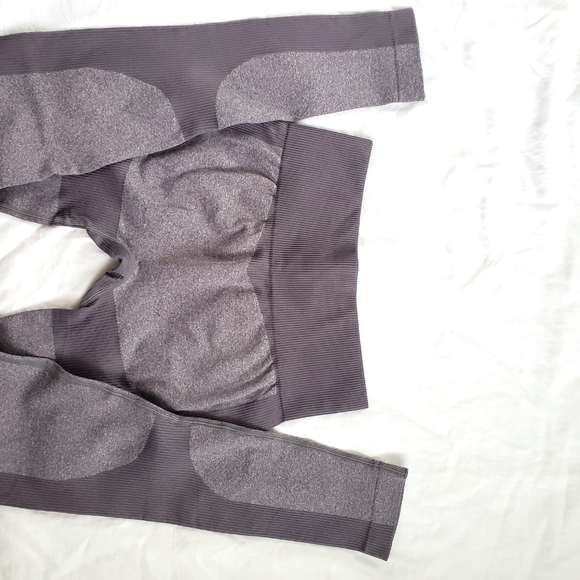 Womens grey stretch workout leggings - Picture 3 of 4